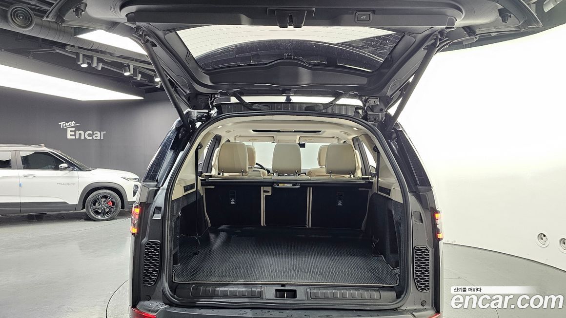 Land Rover Discovery 2018