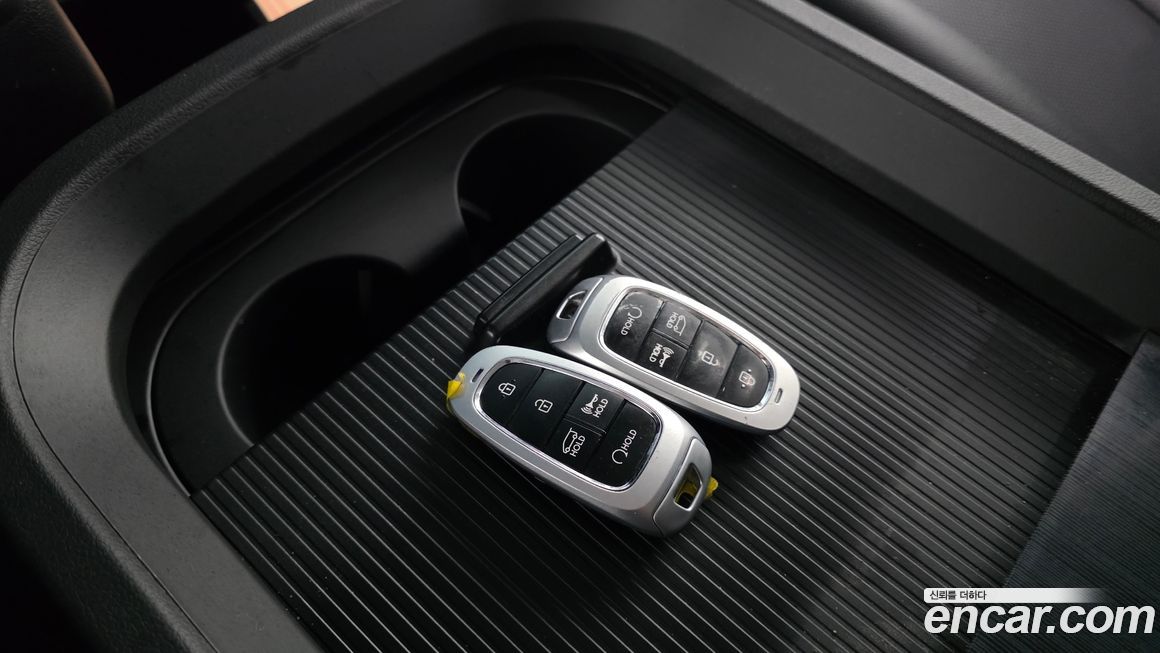 Hyundai Staria 2023