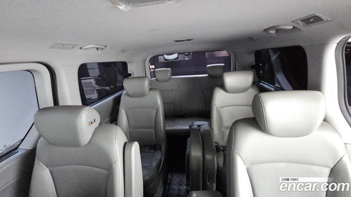 Hyundai Starex 2021