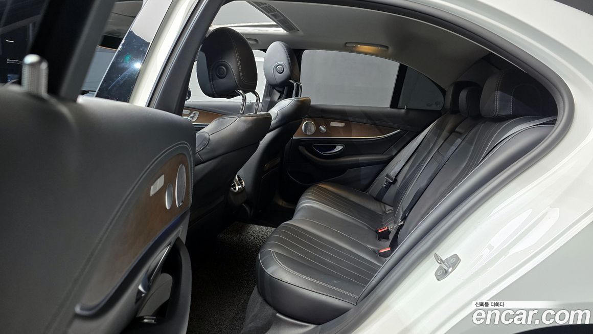 Mercedes-Benz E-Class 2018