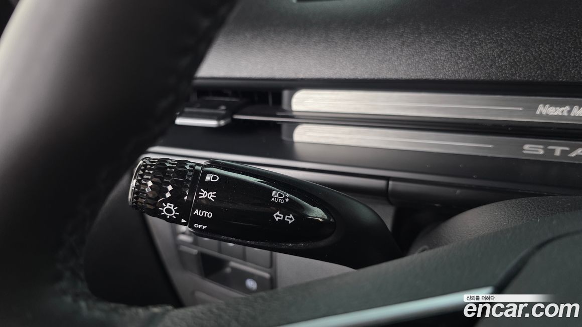Hyundai Staria 2023