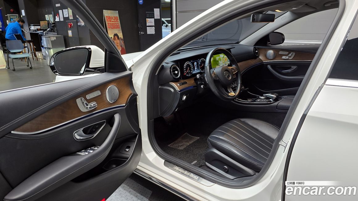 Mercedes-Benz E-Class 2018