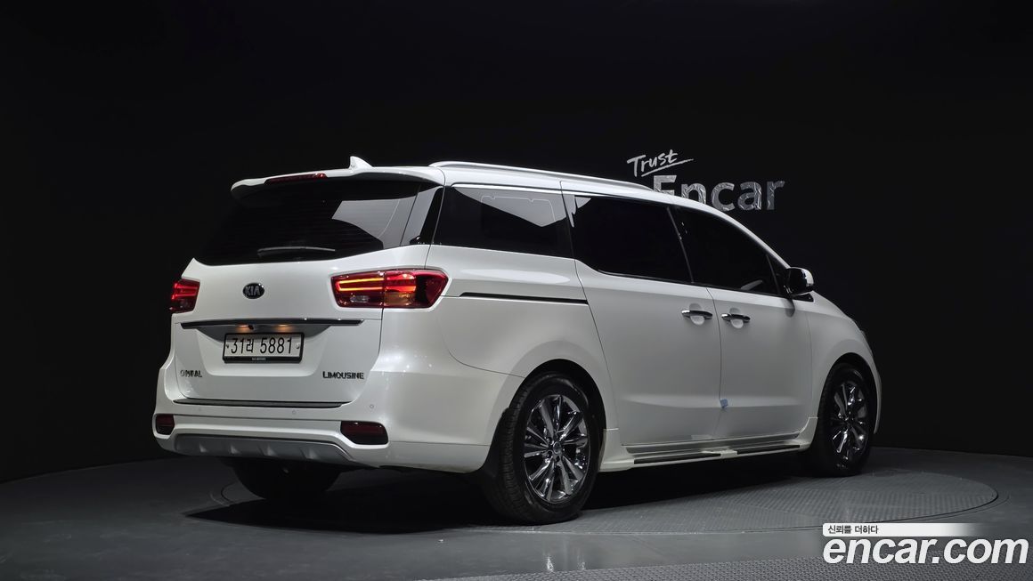Kia Canival 2019