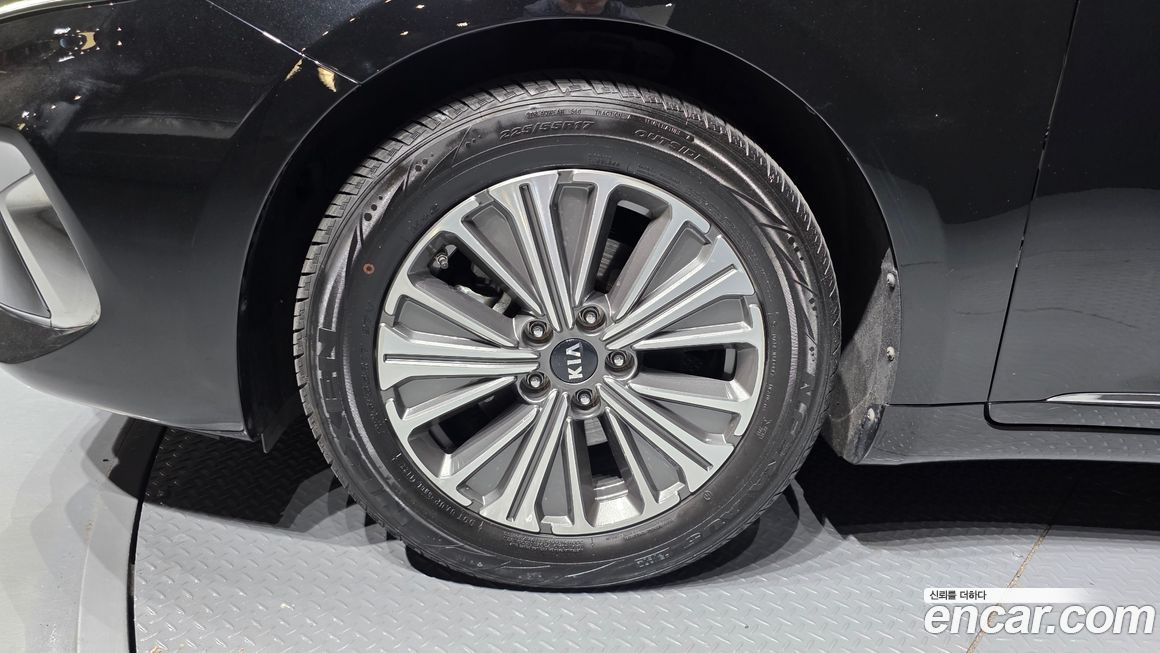 Kia K7 2020