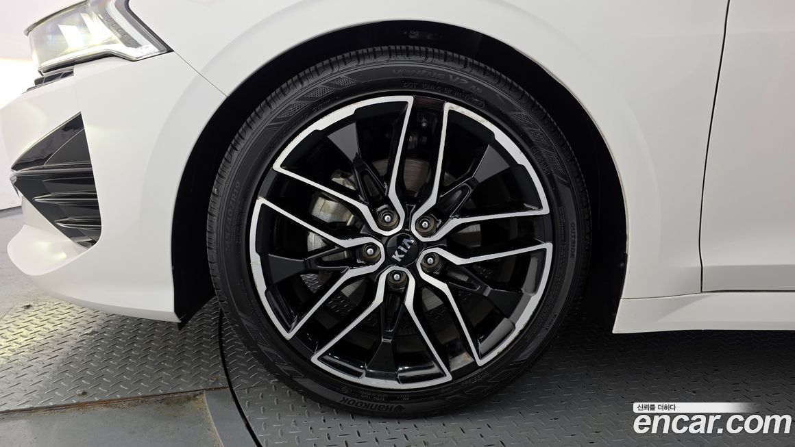 Kia K5 2021