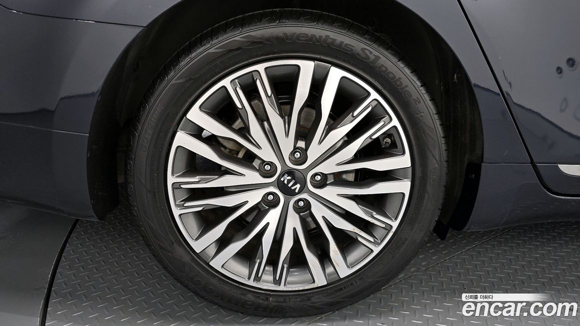 Kia K7 2020