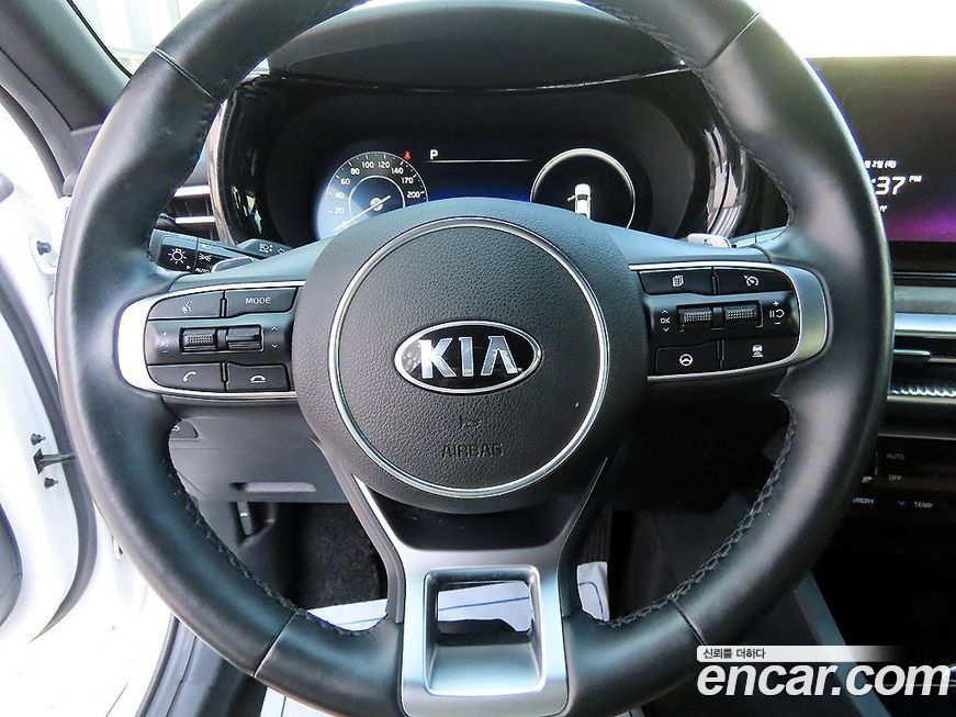 Kia K5 2021