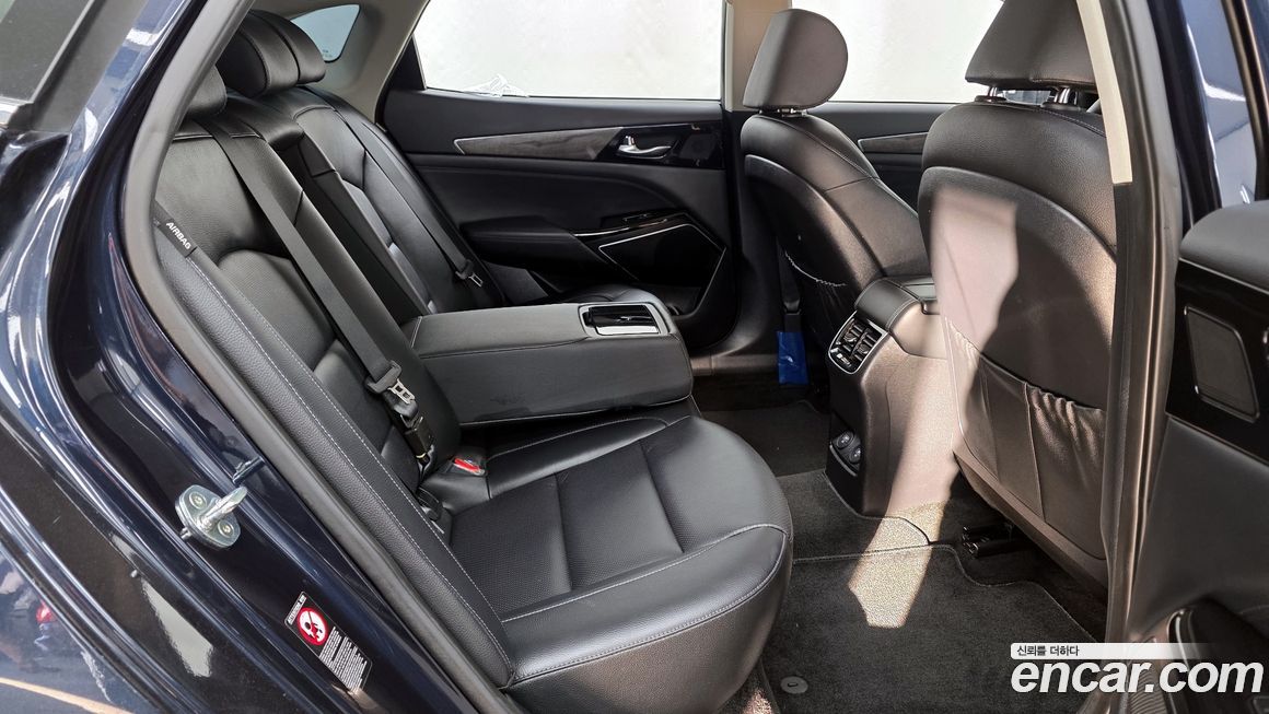 Kia K7 2021