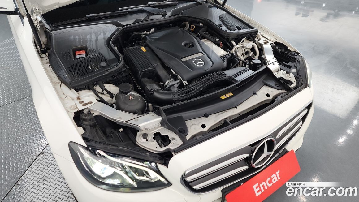 Mercedes-Benz E-Class 2020