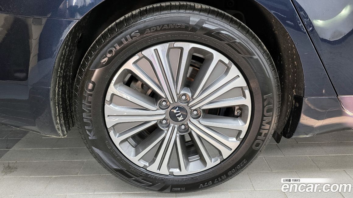 Kia K7 2021