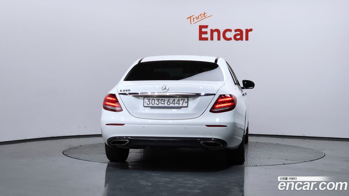 Mercedes-Benz E-Class 2020