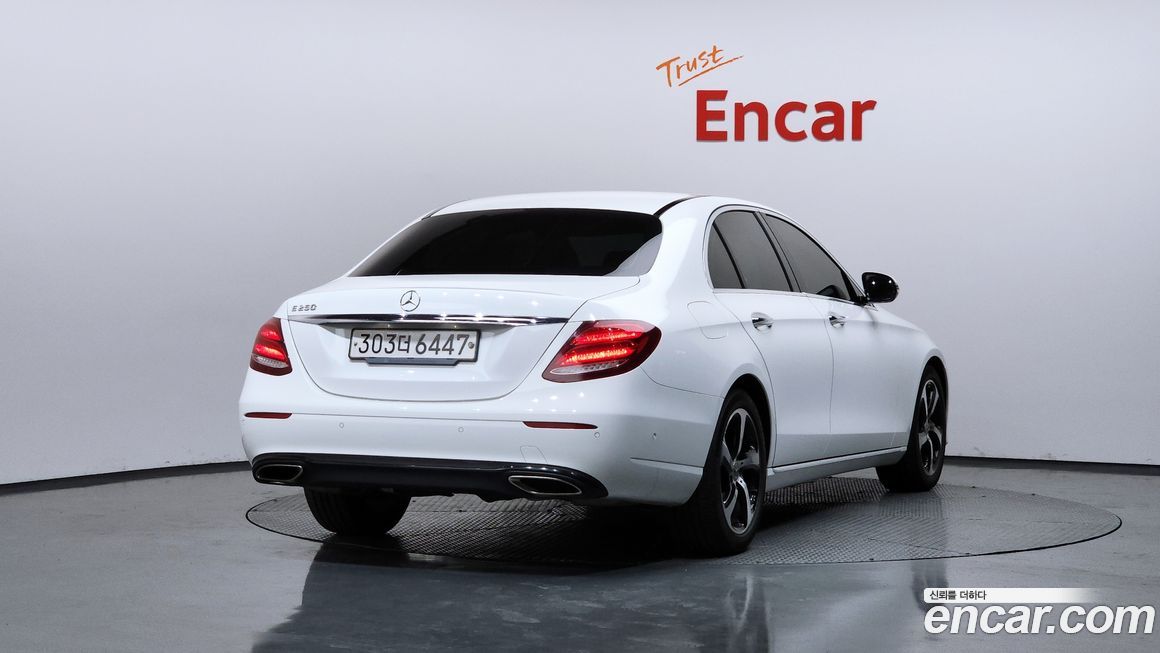 Mercedes-Benz E-Class 2020