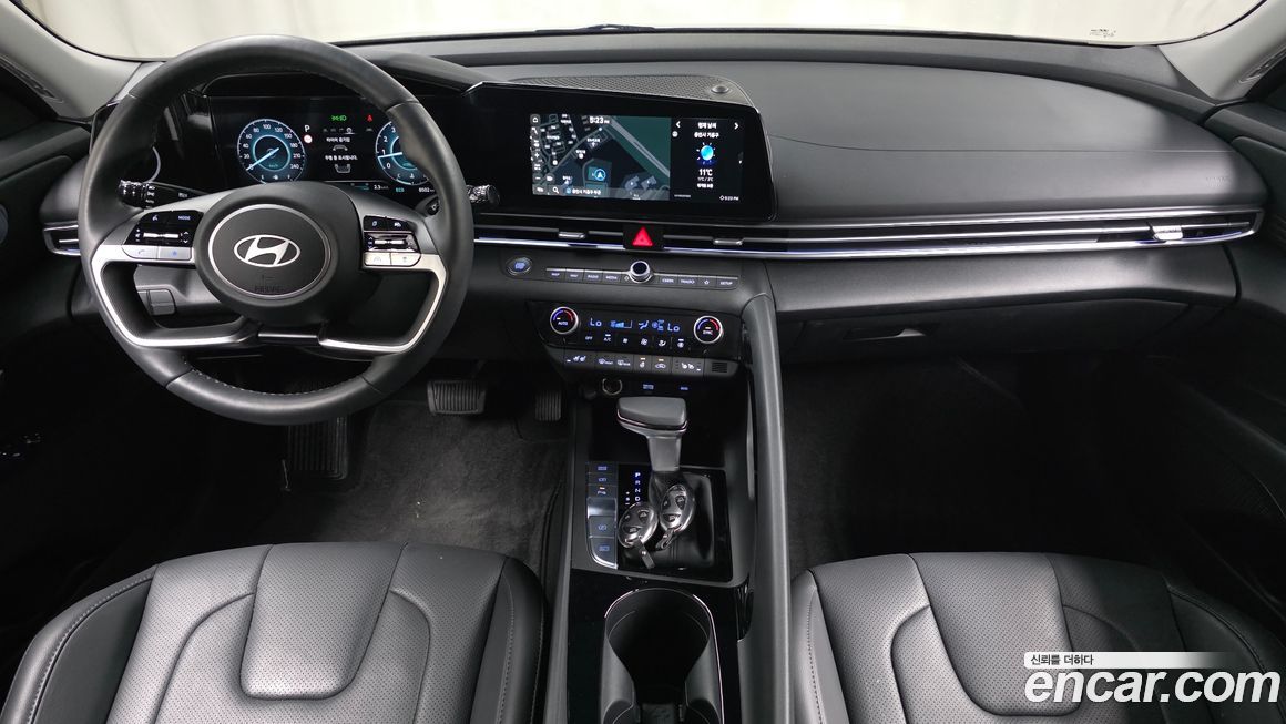 Hyundai AVANTE 2024