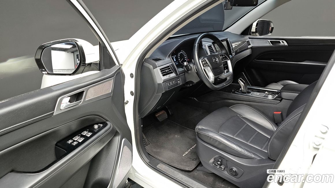 KG_Mobility_Ssangyong Rexton 2021