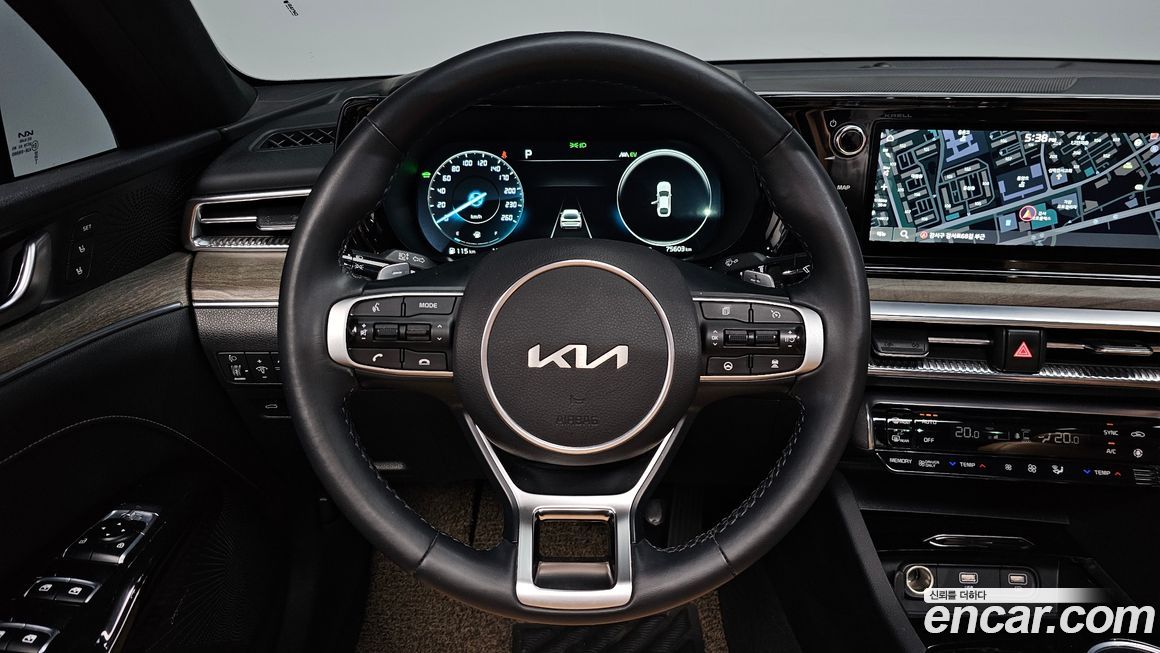 Kia K5 2023