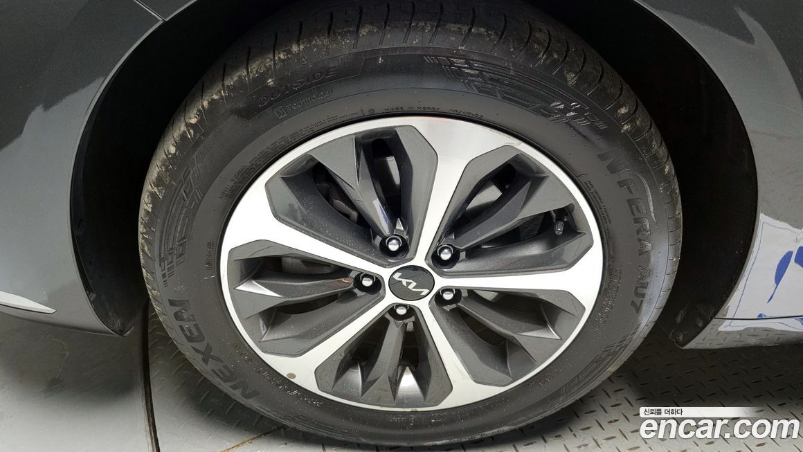 Kia K8 2023