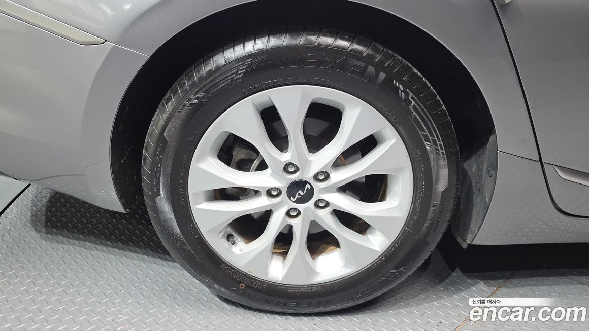 Kia K8 2022