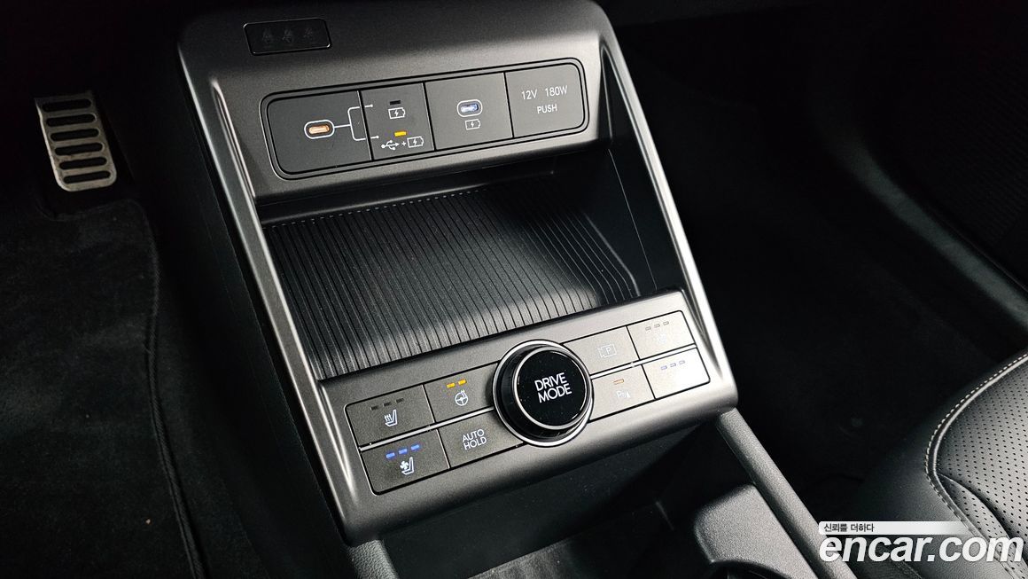 Hyundai Kona 2025