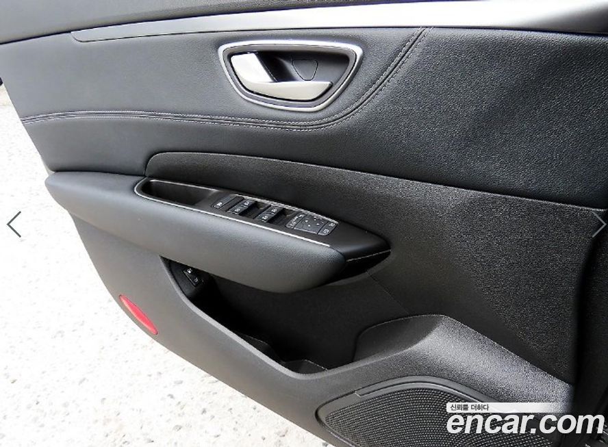 Renault-KoreaSamsung SM6 2023