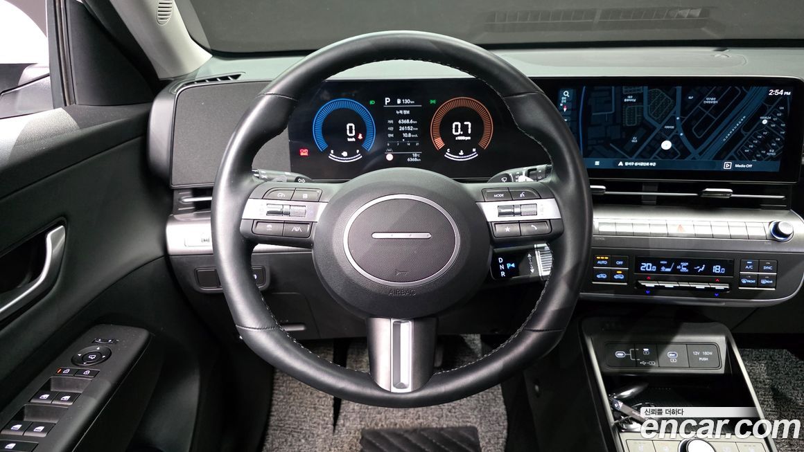Hyundai Kona 2025