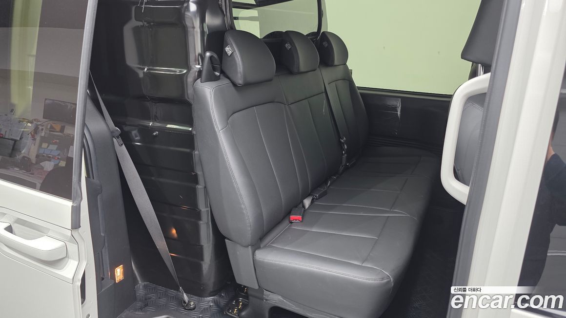 Hyundai Staria 2024