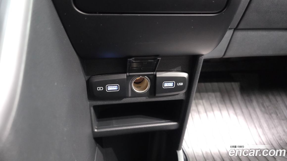 Hyundai Staria 2024