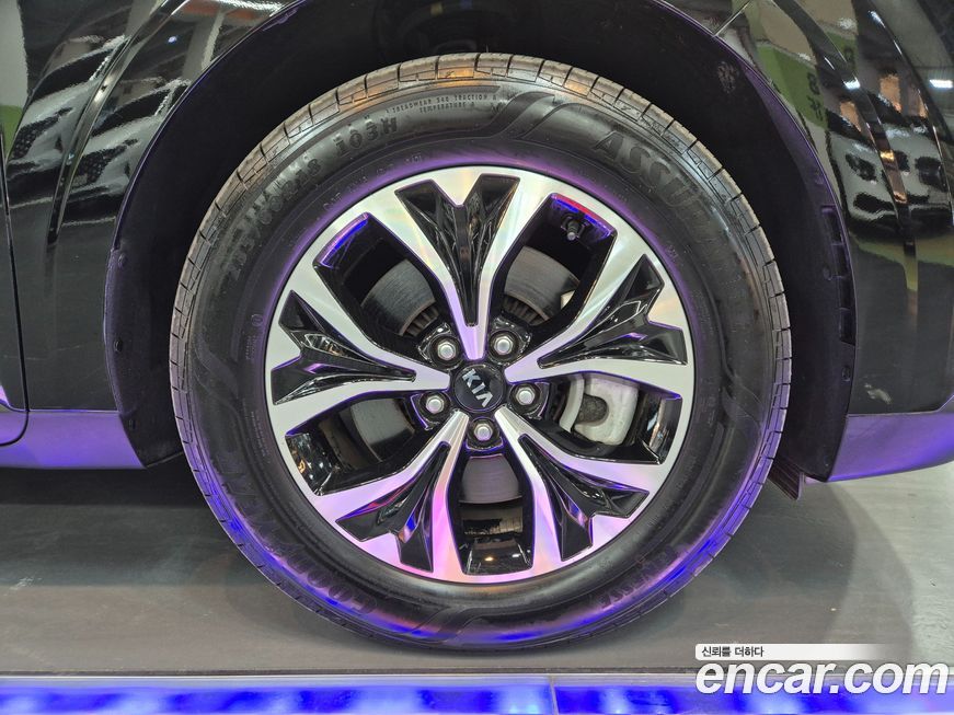 Kia Canival 2021
