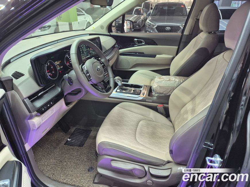 Kia Canival 2021