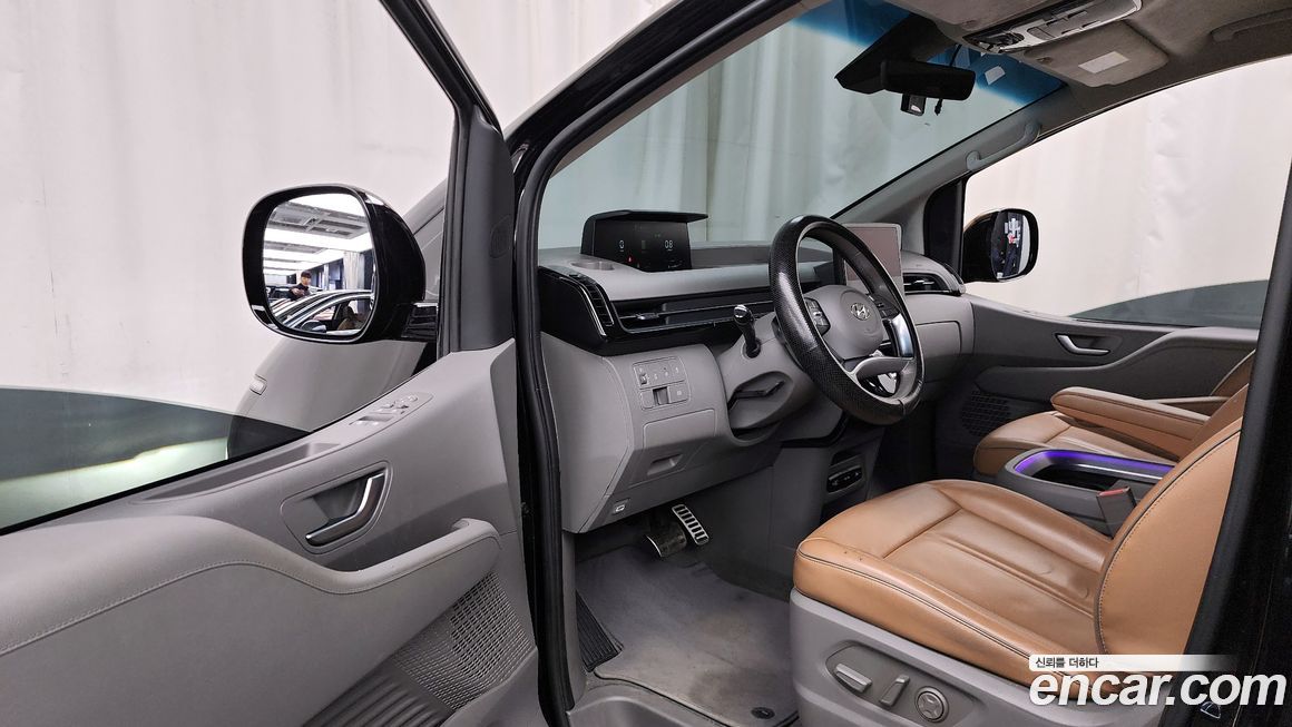 Hyundai Staria 2022