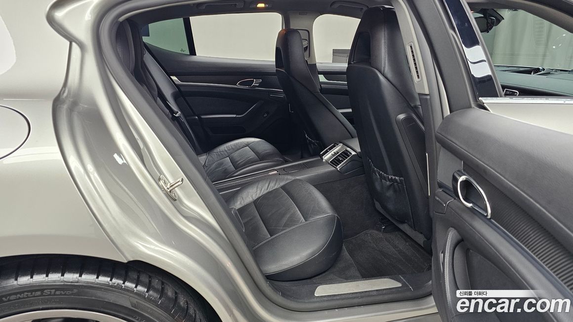 Porsche Panamera 2010