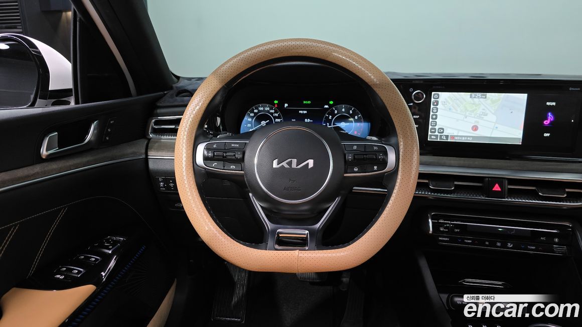 Kia K5 2023