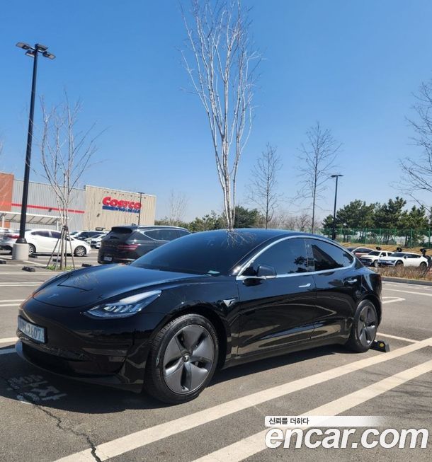 Tesla Model 3 2020
