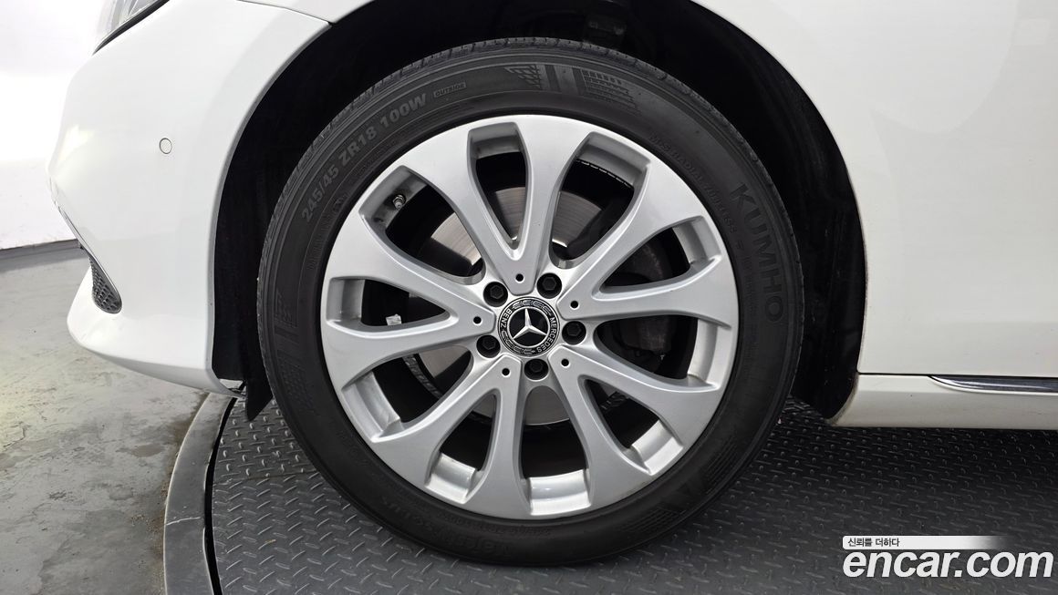 Mercedes-Benz E-Class 2018