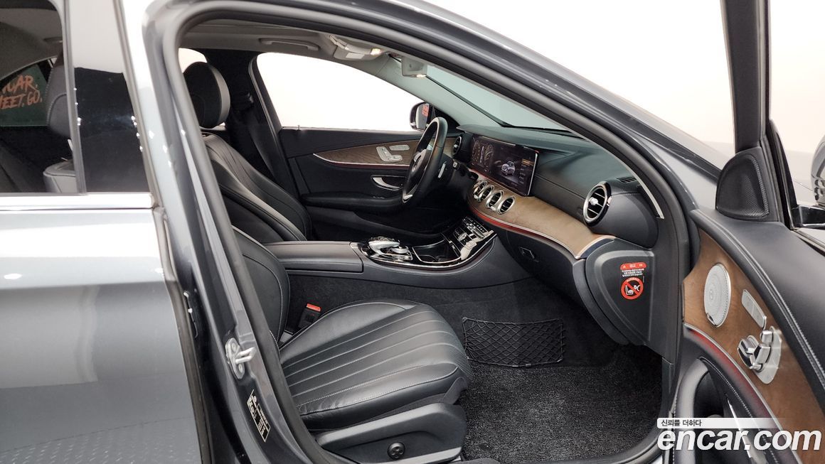 Mercedes-Benz E-Class 2018