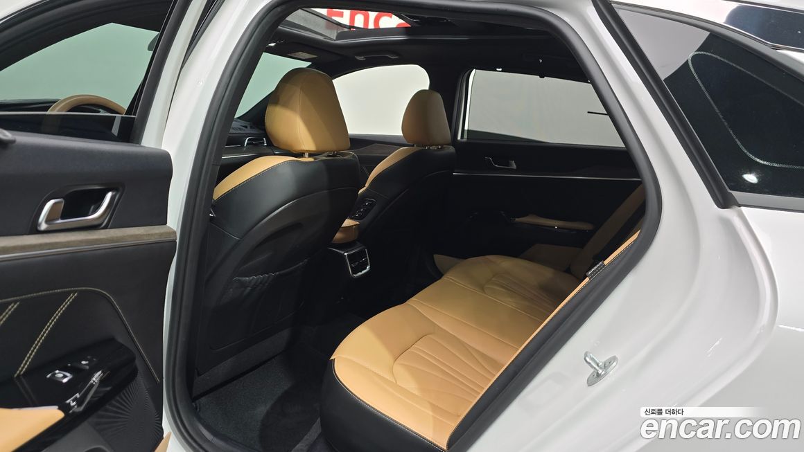 Kia K5 2023