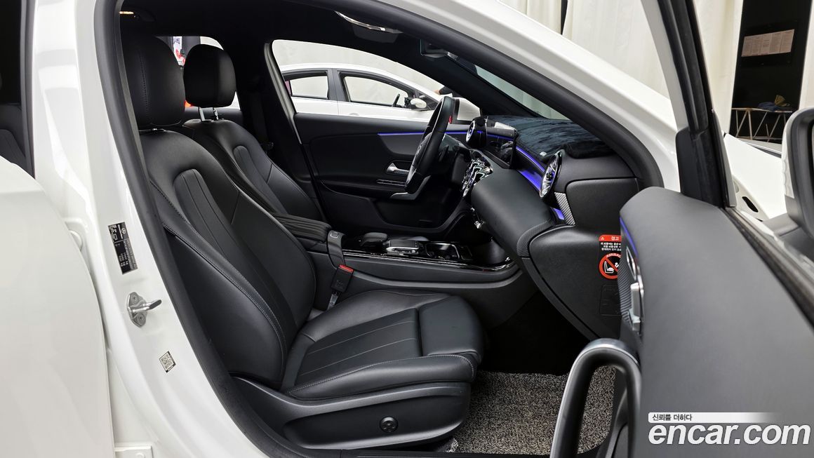 Mercedes-Benz A-Class 2023