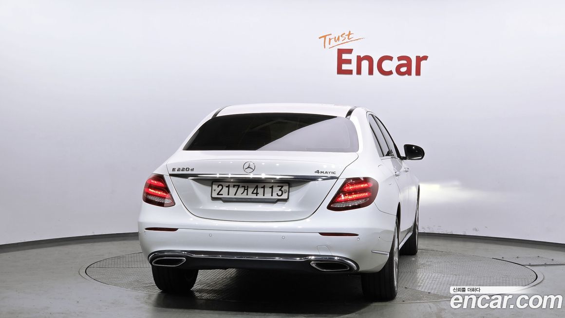 Mercedes-Benz E-Class 2018