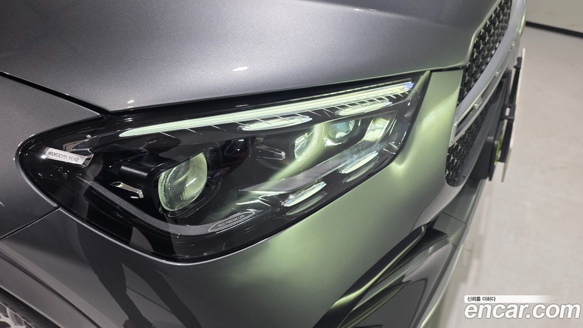 Mercedes-Benz GLE-Class 2025