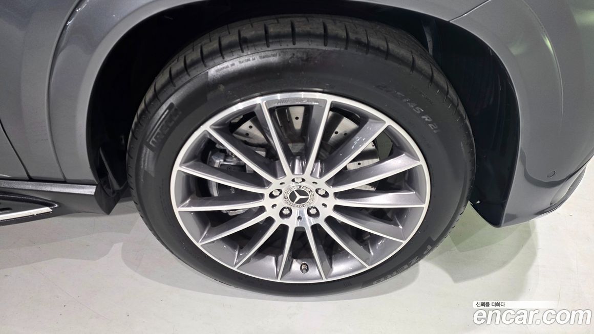 Mercedes-Benz GLE-Class 2025