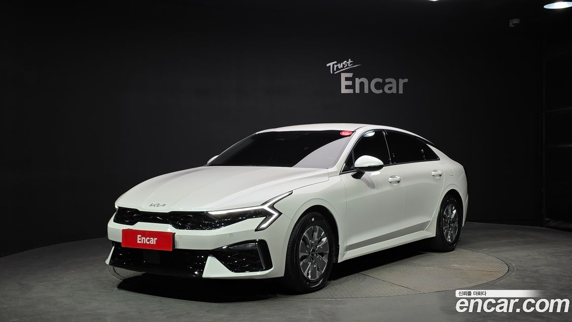 Kia K5 2025