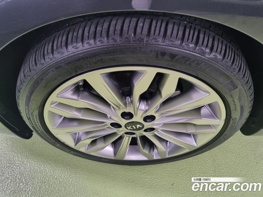Kia K7 2020