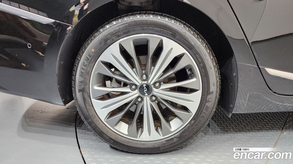 Kia K8 2023