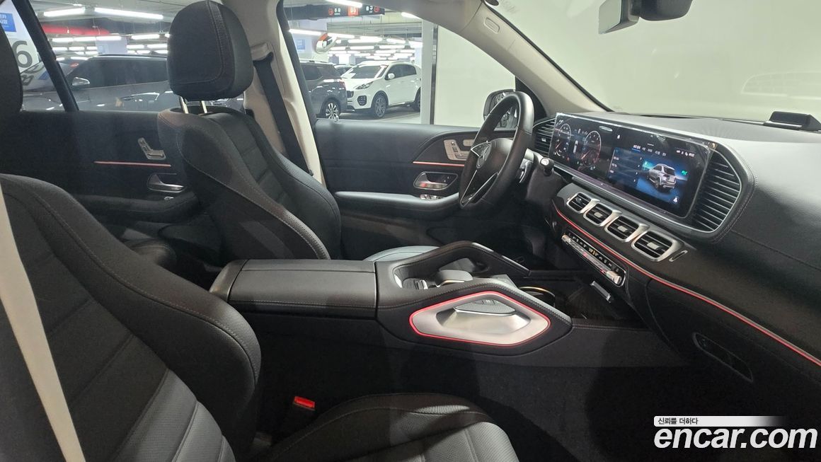 Mercedes-Benz GLE-Class 2025