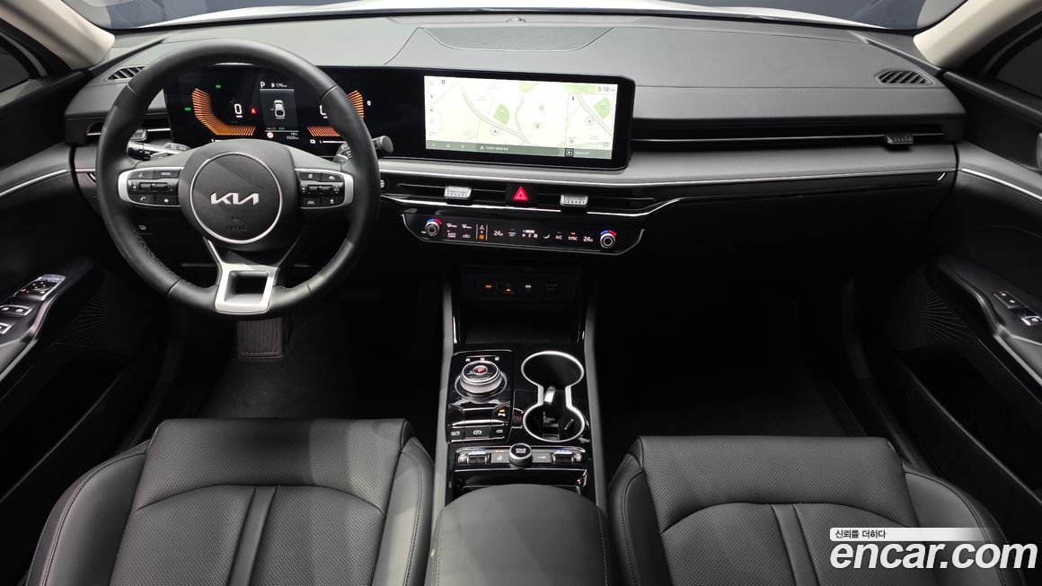 Kia K5 2025