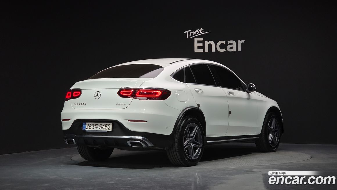 Mercedes-Benz GLC-Class 2021