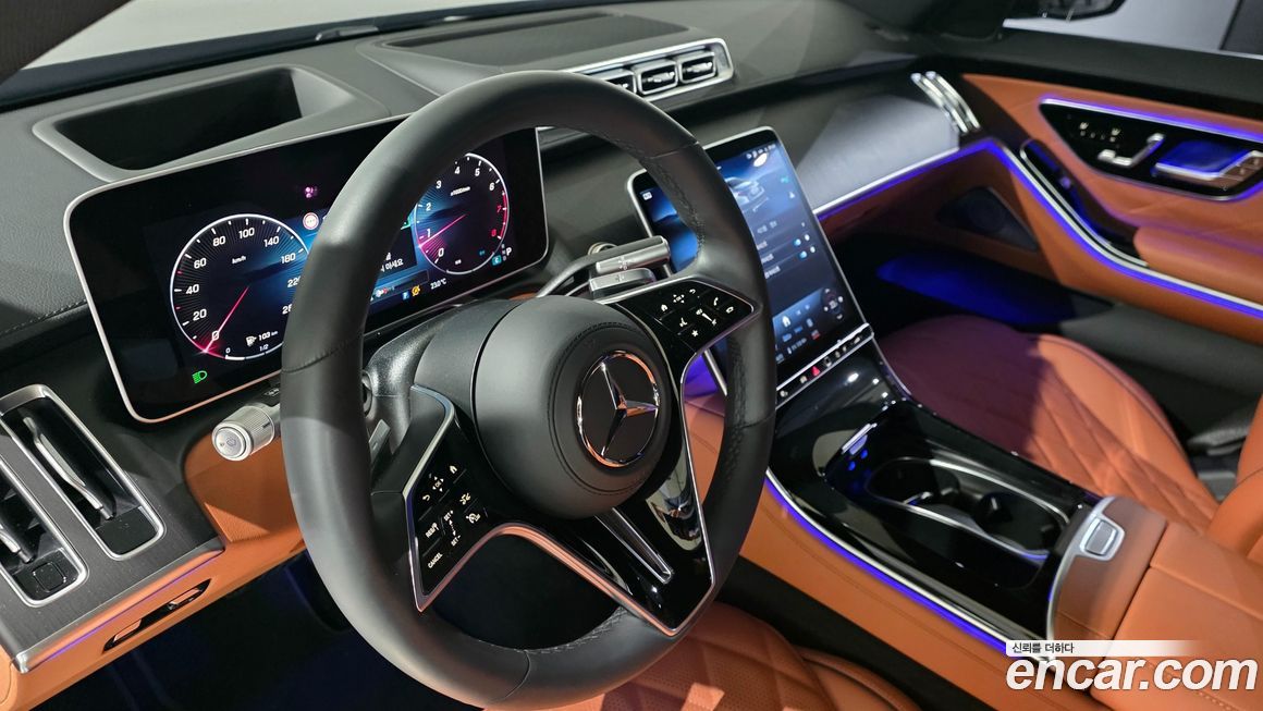 Mercedes-Benz S-Class 2025