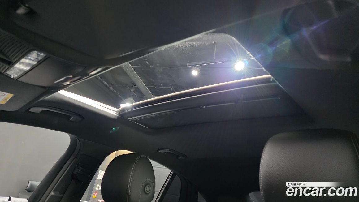 Mercedes-Benz GLC-Class 2021