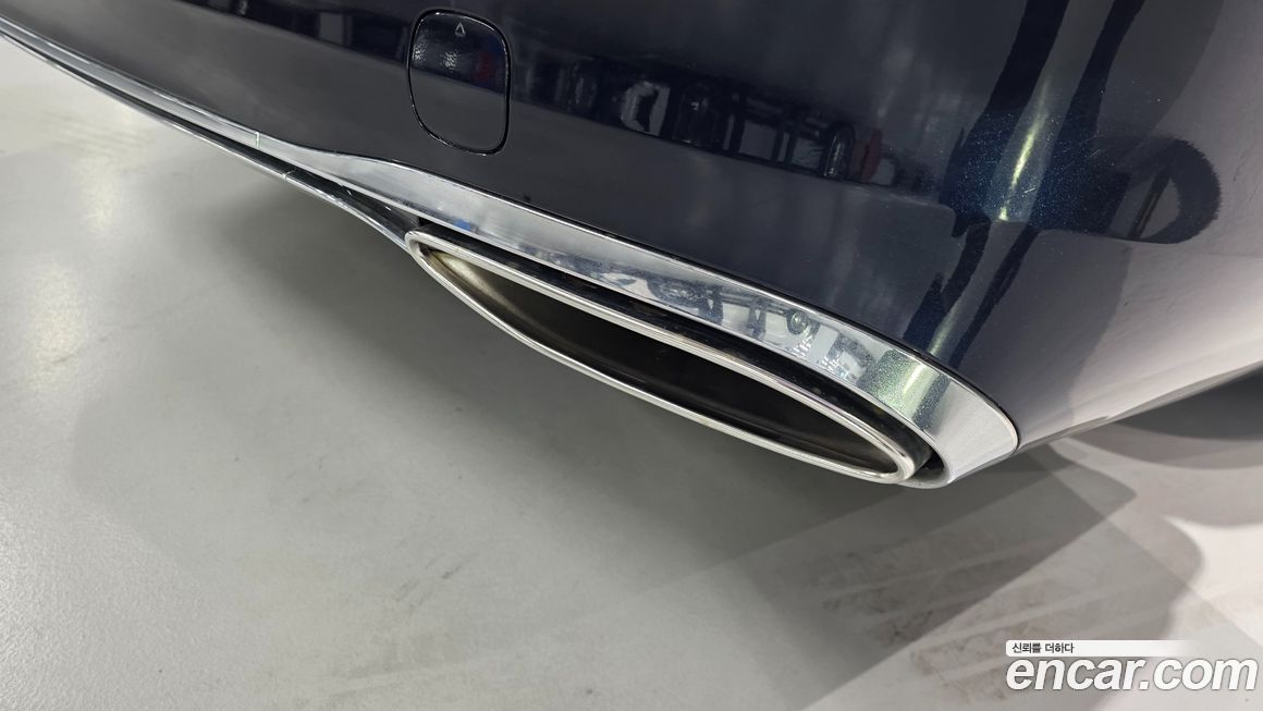 Mercedes-Benz S-Class 2025