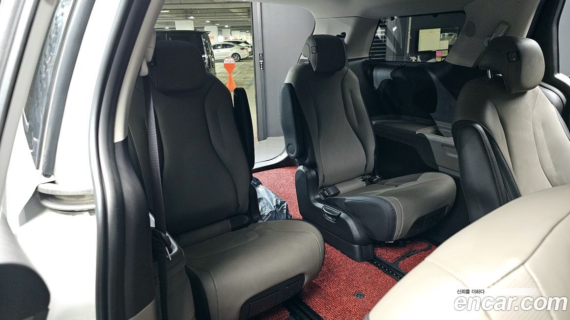 Kia Canival 2024