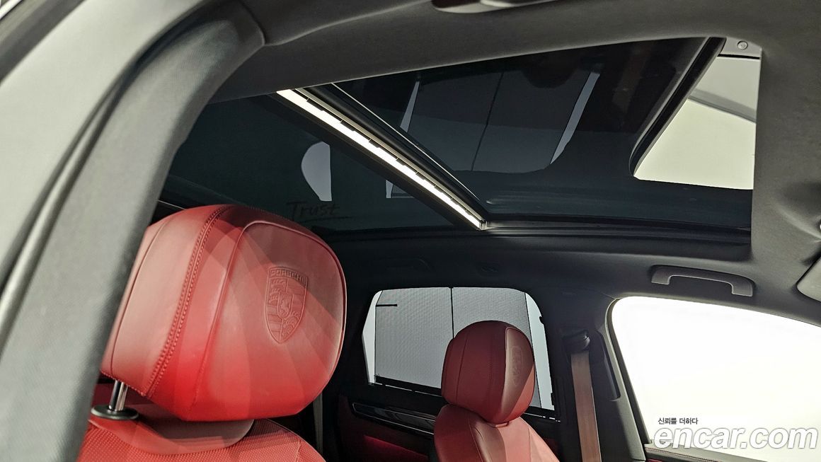 Porsche Cayenne 2023